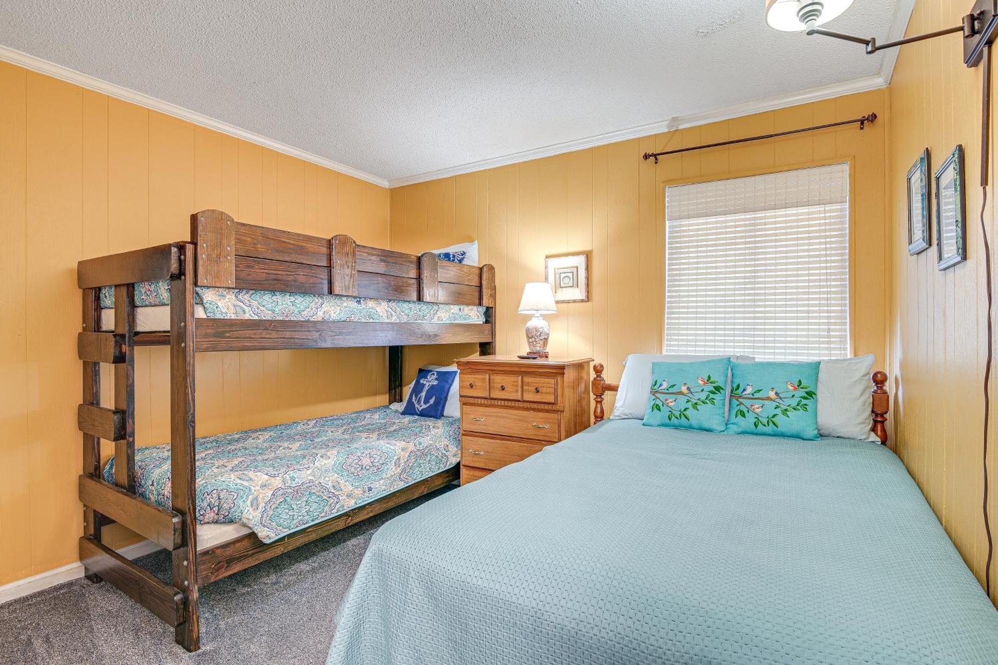 Coastal Condo On Beach With Community Pool Access! Myrtle Beach Kültér fotó