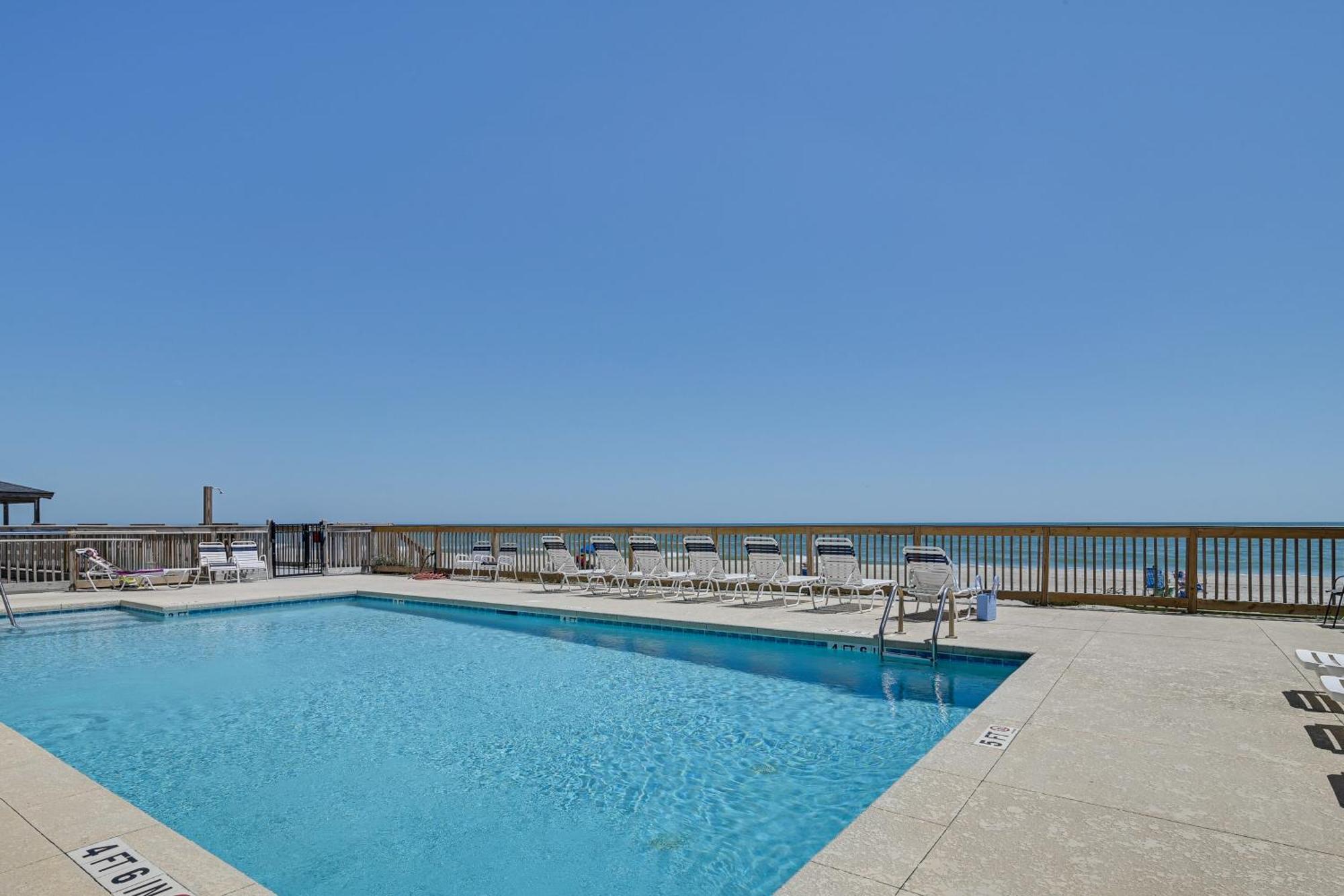 Coastal Condo On Beach With Community Pool Access! Myrtle Beach Kültér fotó